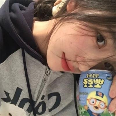 退婚后，大小姐又美又飒